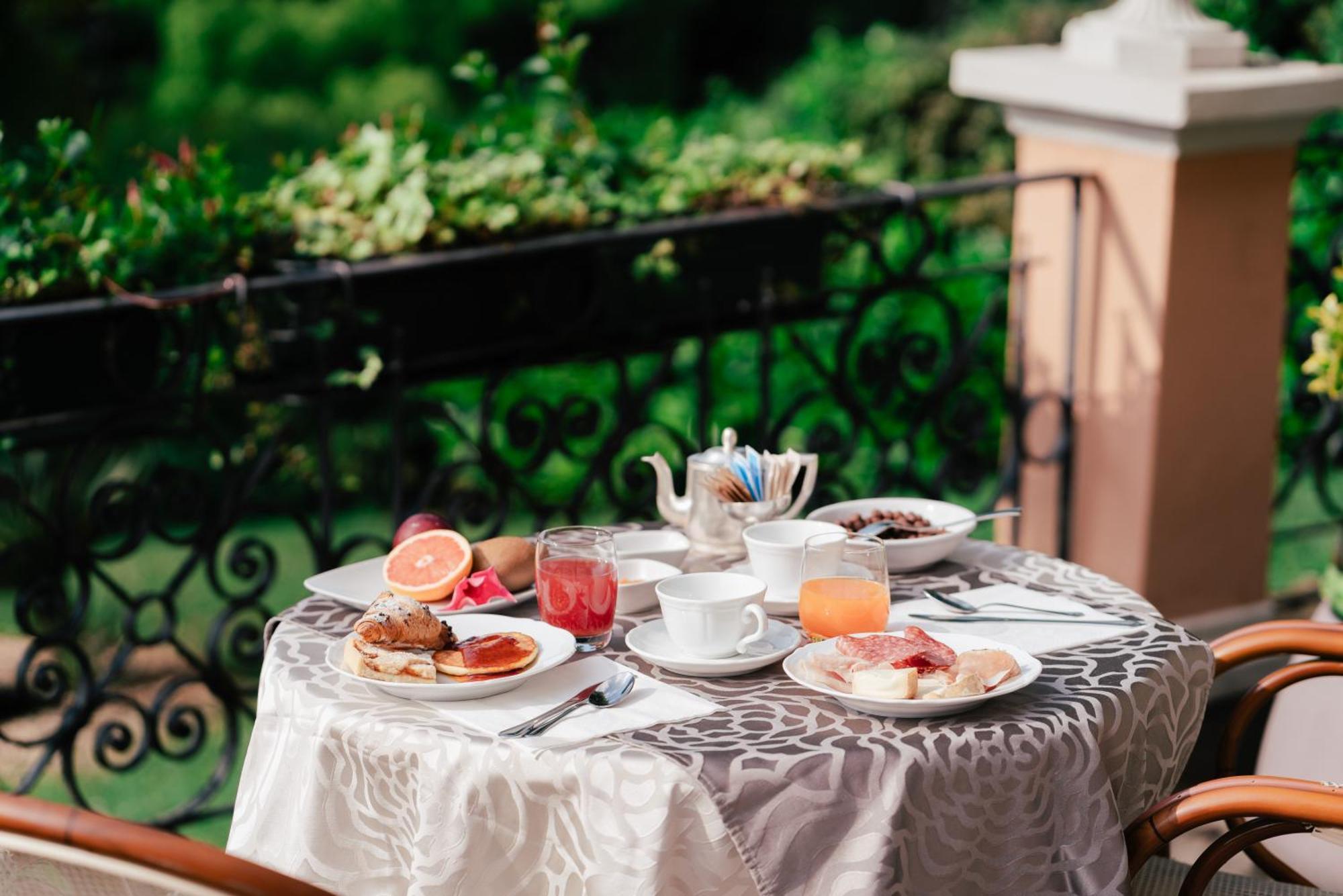 Hotel Bellevue Гардоне-Рив'єра Екстер'єр фото
